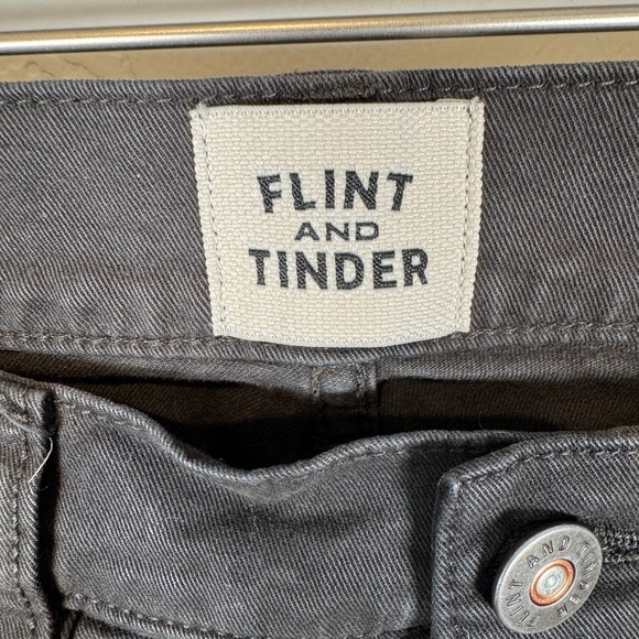 Flint and Tinder Slim Fit Pant Huckberry Men Size 32x30 Chino Khaki Black Preppy - Picture 3 of 8